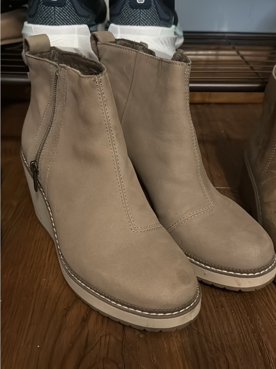 Toms Shoes - TOMS Raven Wedges